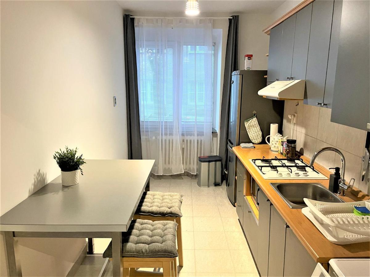 Apartment Helen - Old Town, Ac Братислава Экстерьер фото
