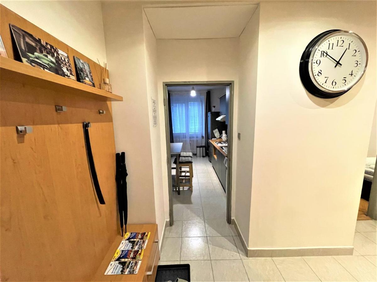Apartment Helen - Old Town, Ac Братислава Экстерьер фото